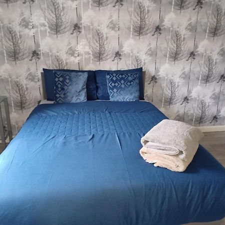 Bellway Commonwealth Apartment, Only Ages Over 23 Glasgow Extérieur photo