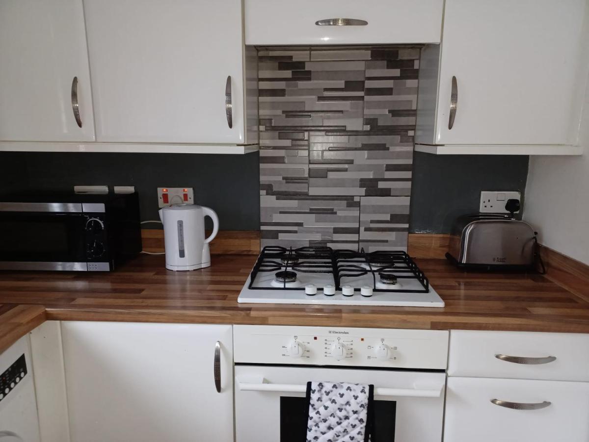 Bellway Commonwealth Apartment, Only Ages Over 23 Glasgow Extérieur photo