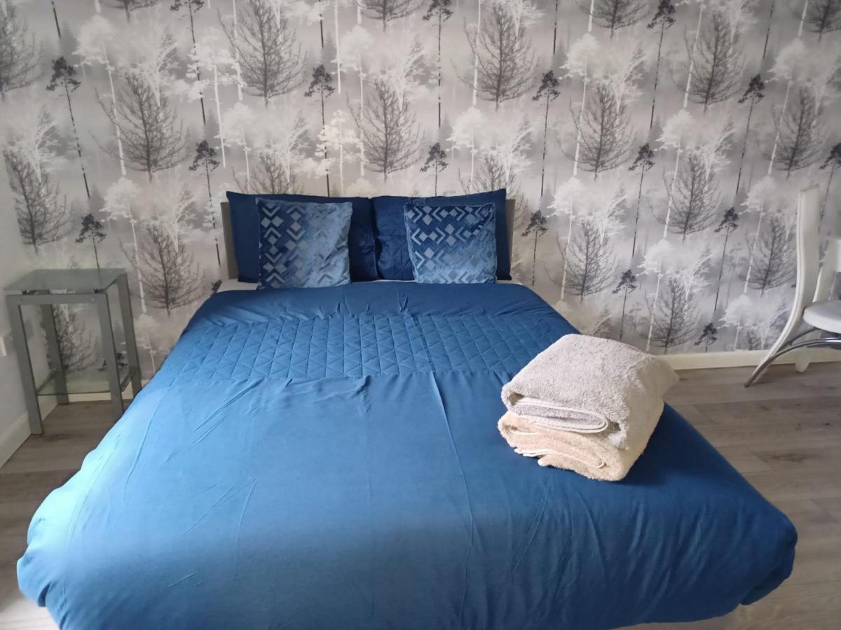 Bellway Commonwealth Apartment, Only Ages Over 23 Glasgow Extérieur photo